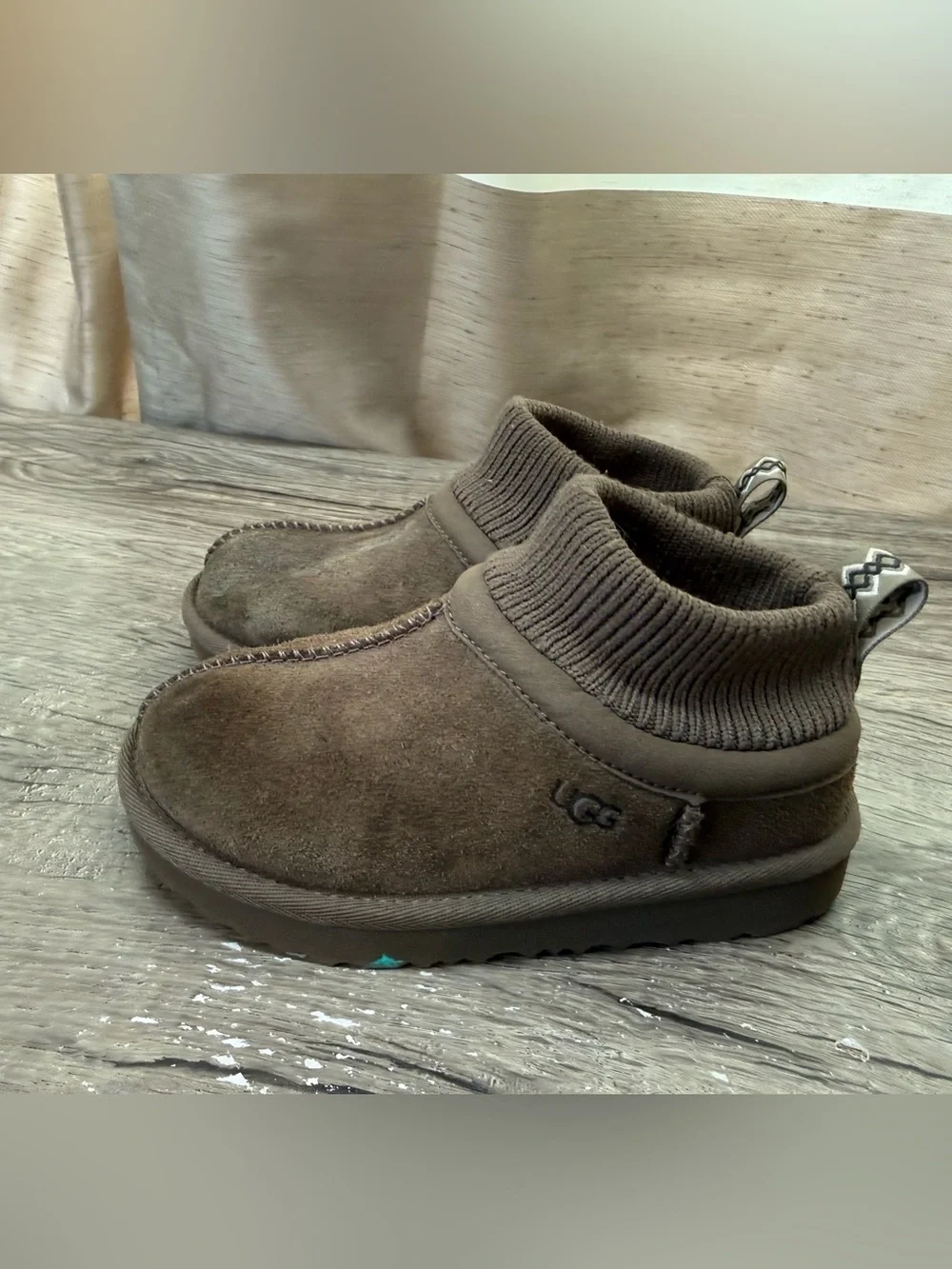 UGG Toddler Classic Ultra Stretch Cuff Booties‎ size 10